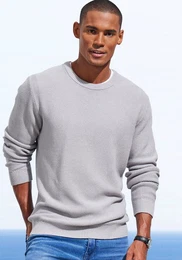 Strickpullover in modischer Strickstruktur