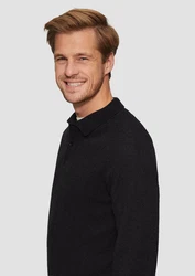 s.Oliver Strickpullover Softer Polo-Strickpullover Schwarz/Rot