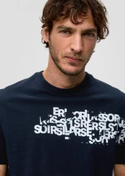 s.Oliver Kurzarmshirt T-Shirt mit Rundhalsausschnitt Artwork Dunkelblau/Hellblau