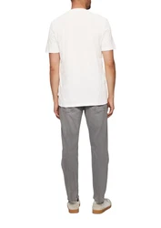 s.Oliver T-Shirt mit V-Ausschnitt weiß