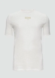 s.Oliver T-Shirt mit Flammgarnstruktur Logo s.Oliver T-Shirt mit Flammgarnstruktur Logo
