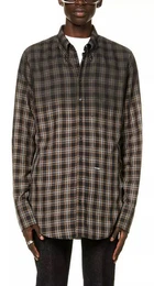 Karohemd Button-Down Hemd aus gebrsteter Baumwolle Branding mit einer silberfarbenen Plakette an der Vorderseite