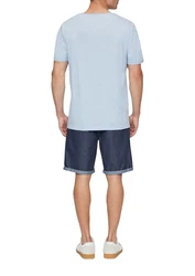 QS Kurzarmshirt T-Shirt mit V-Ausschnitt und Logo-Detail Hellblau/Blau