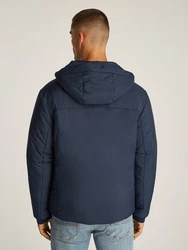 Tommy Jeans Jacke TJM LT POLY JACKET EXT mit Logostickerei Hellblau/Dunkelblau/Blau