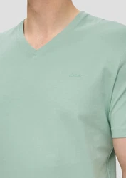 s.Oliver Kurzarmshirt mit V-Ausschnitt Logo-Detail Hellgrün/Grün