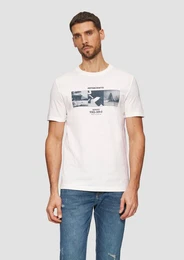 Kurzarmshirt T-Shirt mit Crew Neck und Frontprint Artwork