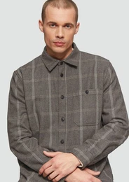 Langarmhemd Kariertes Overshirt aus Wollmix mit Brusttasche Kontrast-Details