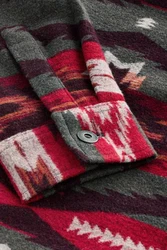 Next Hemdjacke im Navajo-Stil mit Borgfutter Rot/Dunkelrot/Beige