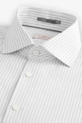 Next Langarmhemd Signature Slim Fit Strukturhemd Cutaway-Kragen Weiß/Creme