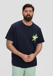 Kurzarmshirt T-Shirt aus Baumwolle mit floralem Artwork Artwork
