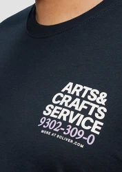 s.Oliver Kurzarmshirt T-Shirt mit Crew Neck und Frontprint Artwork Dunkelblau/Braun/Blau