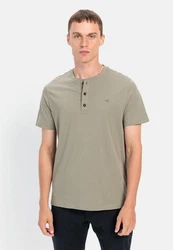 camel active Henleyshirt Dunkelgrün/Khaki