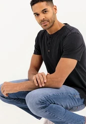 camel active Henleyshirt Schwarz/Dunkelgrau