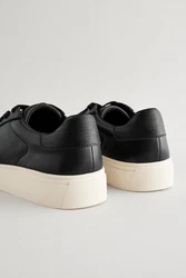 Next Minimalistische Sneaker 