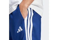 Adidas Sportswear Essentials Chelsea Shorts Blau/Dunkelblau/Hellblau/Weiß
