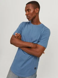Rundhalsshirt JJENOA TEE SS CREW NECK NOOS mit abgerundetem Saum