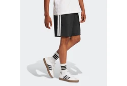 Adidas Sportswear Essentials Chelsea Shorts Schwarz/Weiß