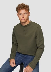 QS Langarmshirt Henley mit Knopfverschluss oliv