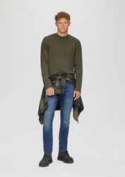 QS Langarmshirt Henley mit Knopfverschluss oliv