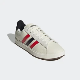 GRAND COURT 2.0 Sneaker Design auf den Spuren des adidas Superstar