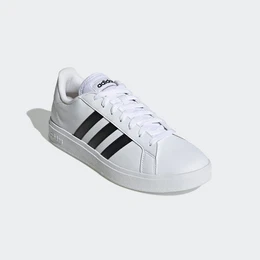 GRAND COURT TD LIFESTYLE COURT CASUAL Sneaker Design auf den Spuren des adidas Superstar