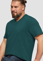 s.Oliver T-Shirt mit V-Ausschnitt und Logo-Print Artwork Türkis/Dunkelgrün/Grün