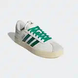 Bekleidung Modell Samba image