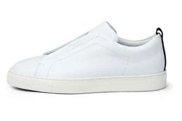 [D2C] 24-582-21 Sneaker