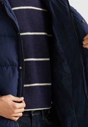 United Colors of Benetton Steppjacke mit Zipper und Druckknöpfen Dunkelblau/Blau