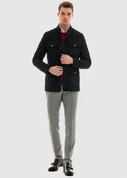 Lederimitatjacke mit vielseitigen Taschen