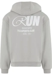 Upscale by Mister Tee Kapuzensweatshirt RUN Sports Club Fluffy Hoody (1-tlg) 