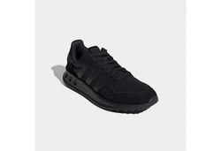 adidas Sportswear RUN 84 Sneaker inspiriert vom Design des adidas LA Trainer 