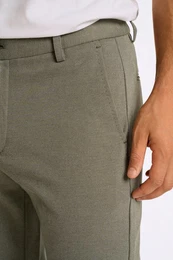 Stoffhose mit Stretch