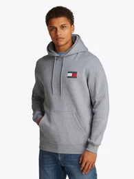 Sweatshirt TJM REG ESSENTIAL FLAG HOOD EXT mit bedruckten Markenlogo auf Brusthhe