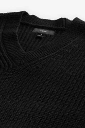 Next V-Ausschnitt-Pullover Regular Fit 
