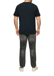 s.Oliver T-Shirt mit V-Ausschnitt und Logo-Print Artwork 
