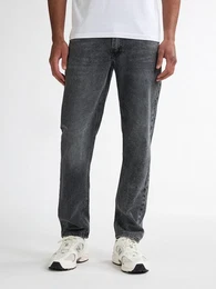 Gerade Jeans Russel 90's Regular Tapered Fit Jeans