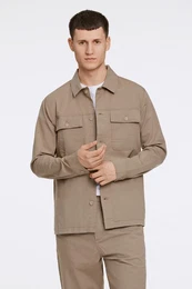 Hemdjacke mit Logostickerei unten links