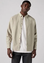 Levi's Langarmhemd AUTHENTIC BUTTON DOWN mit Ton-in-Ton Logostickerei auf der Brust