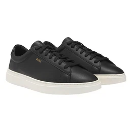 Kieran Tenn bu Sneaker mit Markendetails