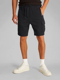 Shorts WOVEN LABEL SHORT mit Cargotasche