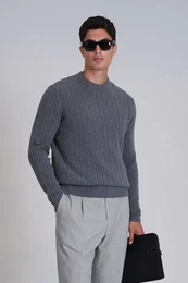Strickpullover RIGHT Eleganz und Komfort