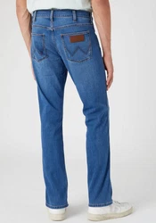 Wrangler Straight-Jeans Greensboro Thunder Blau/Hellblau