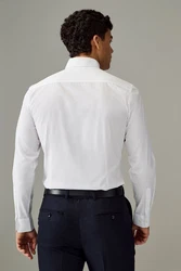 Next Langarmhemd Pflegeleichtes Slim Fit Hemd mit Sportmanschetten 