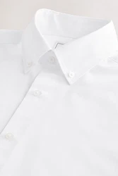 Next Langarmhemd Pflegeleichtes Slim Fit Hemd mit Sportmanschetten 