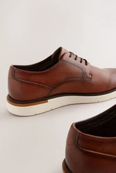 Next Sportliche Schuhe mit Keilabsätzen Beige/Braun