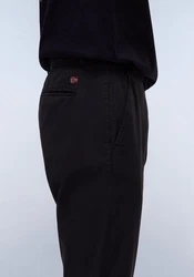 Napapijri Stoffhose M-PUYO SUM Mit Gürtelschlaufen Schwarz/Rot