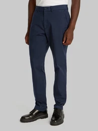 Chinohose MODERN TWILL SLIM CHINO mit Logoprgung
