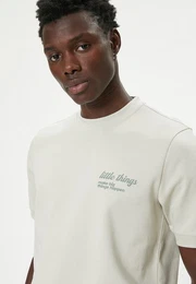 T-Shirt Rundhalsausschnitt Kurzrmelig