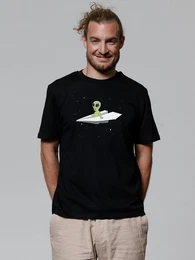 T-Shirt Alien on a paper plane